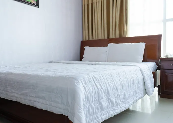 Golden Hotel