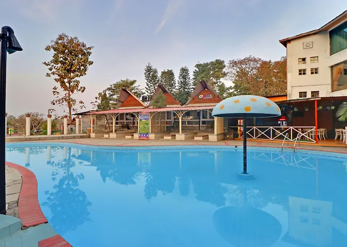 Treebo Premium Blue Mountain Resort With Swimming Pool Siliguri