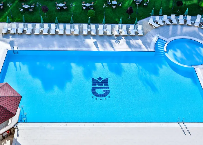 Grand Mir Hotel