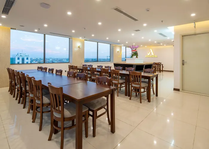 Avenis Hotel