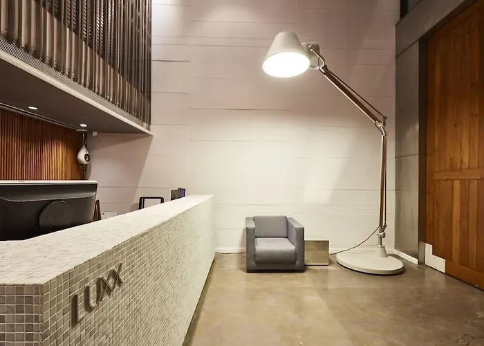 Luxx Langsuan Hotel - Sha Plus