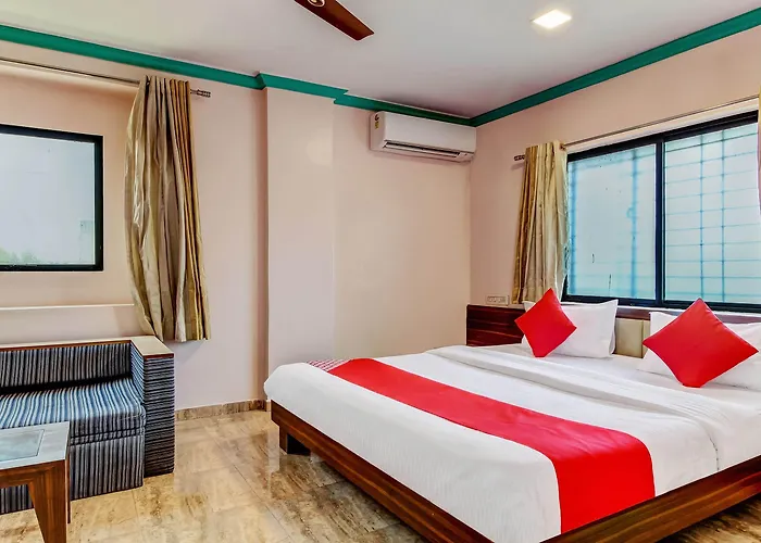 Oyo 40635 Hotel Shloka