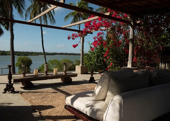 Luna Laguna Kalpitiya