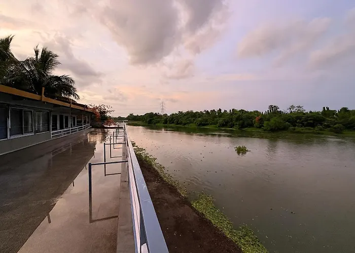 River Splash Resort,Karjat