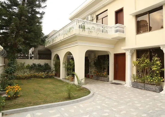 Royal Grace Guest House Islamabad