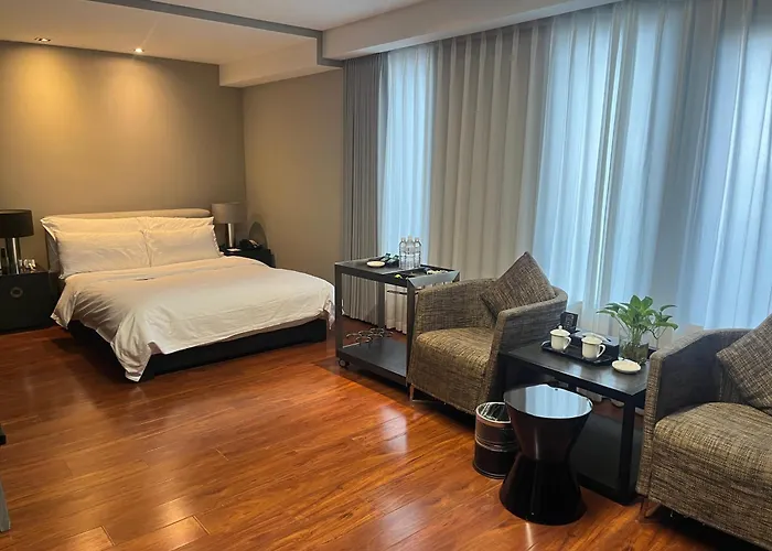 Qingdao Housing International Hotel