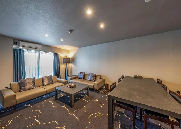 Apartment Hotel 11 Namba