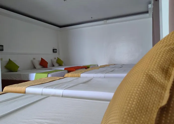 Orange Pearl Beach Resort El Nido