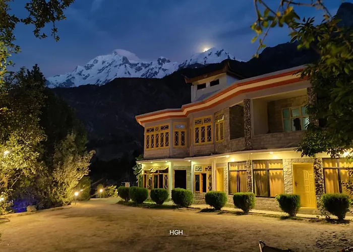 Hikal Guest House Karimabad 
