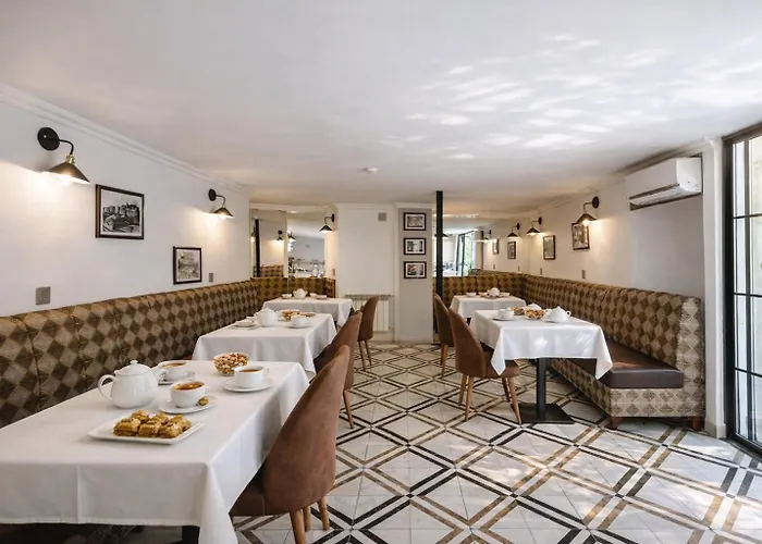 Moss Art Boutique Hotel