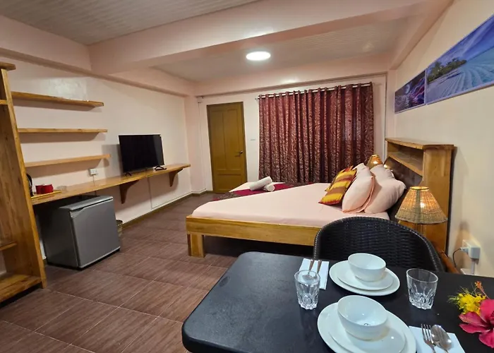 Nigi Nigi Nu Noos Apartments