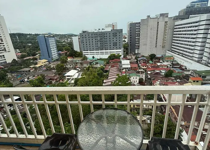 Penthouse A Near It Park