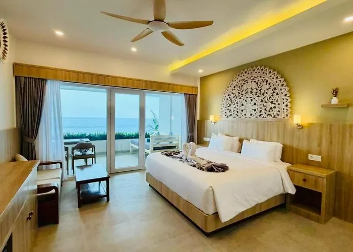 Solaluna Beach Homestay
