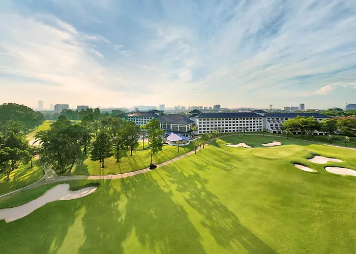 Glenmarie Hotel And Golf Resort