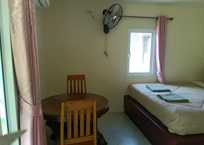 Nasaithong Beach Inn