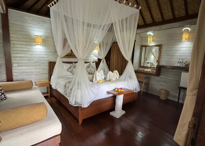 The Jingga Villas Nusa Lembongan 