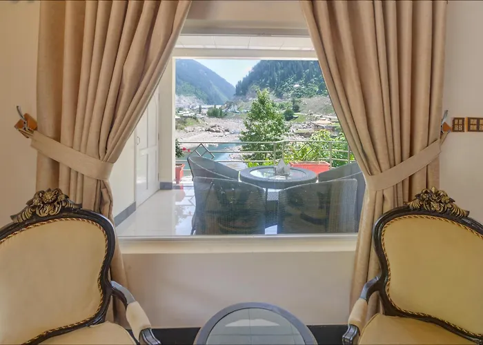 Parhena Cottages Bella Naran
