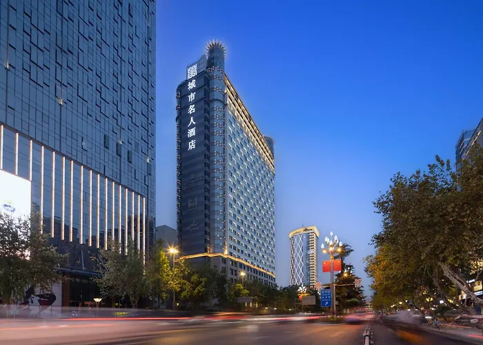 Celebrity City Hotel