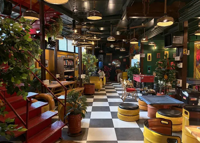 Forrest Hostels