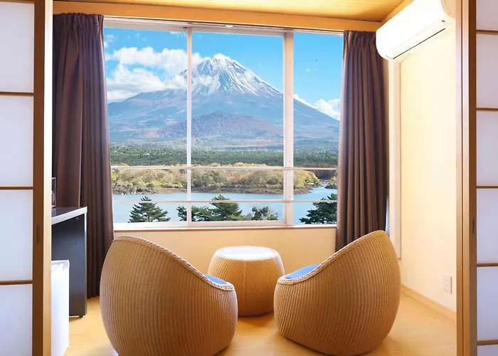 Shoji Mount Hotel