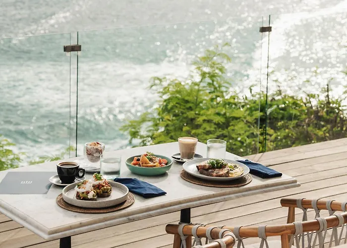 Ulu Cliffhouse Hotel Uluwatu 