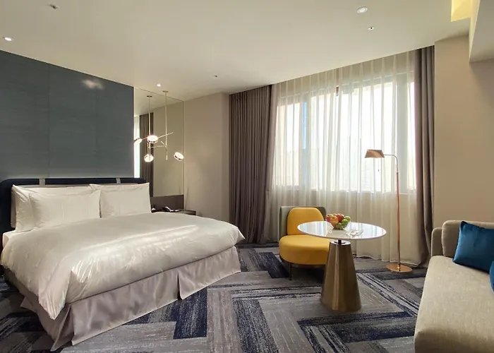 Monarch Plaza Hotel