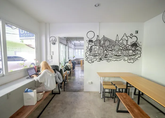 Diff Hostel