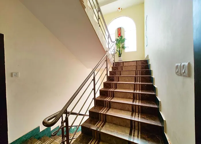 Hotel Salt Lake Palace Kolkata Sector II Near Dum Dum Park - Fully Air Conditioned And Spacious Room - Couple Friendly