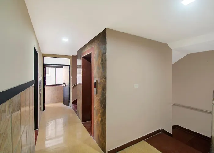 Hotel O Sanjay Palace
