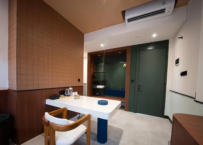 Padang Padang Inn Uluwatu