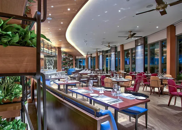 Hilton Da Nang Hotel