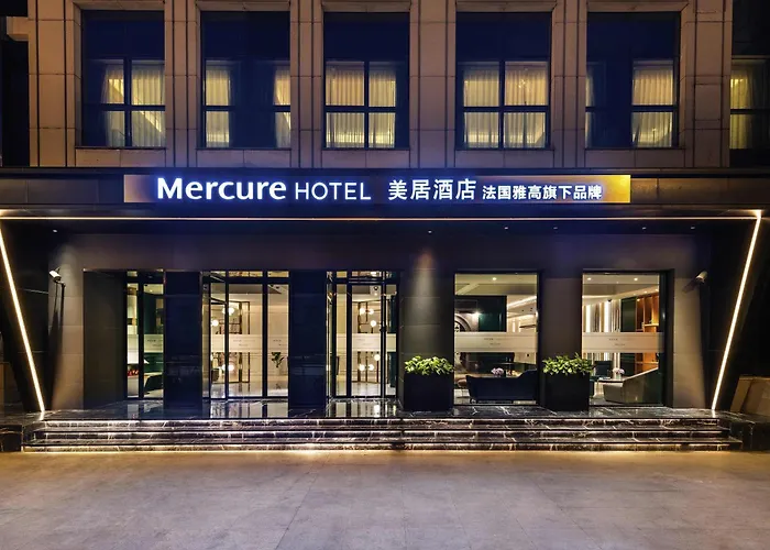 Mercure Shanghai Yu Garden On The Bund - 5 Mins Taxi To Nanjing Road And Bund