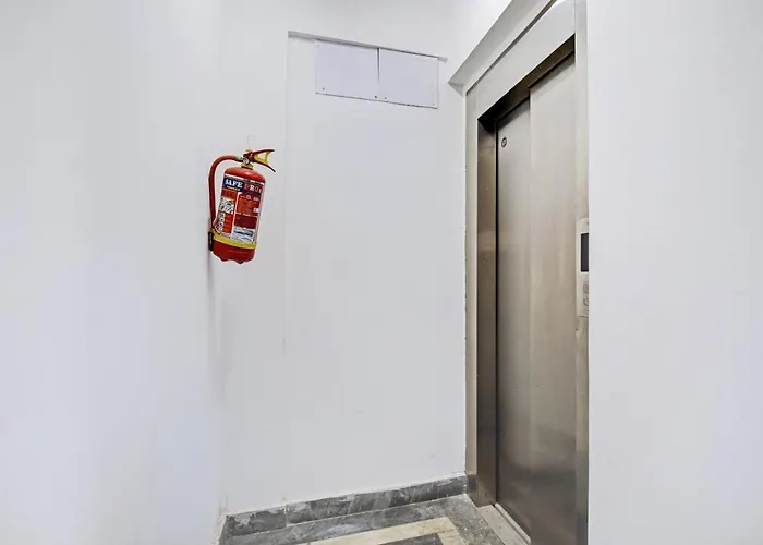 Hotel O Amar Raj Vista Kolkata