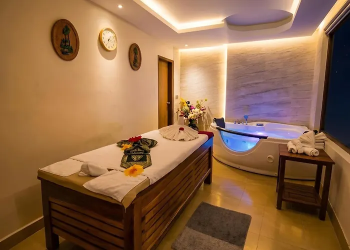 Fars Hotel & Resorts - Bar-Buffet-Pool-Spa Dhaka