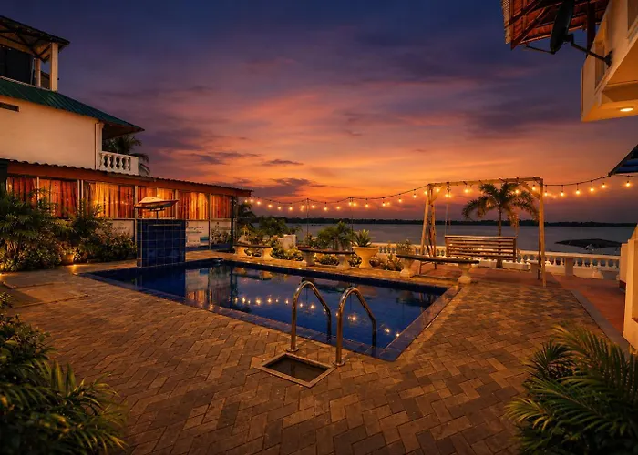 Dinuda Lagoon Hotel Kalpitiya