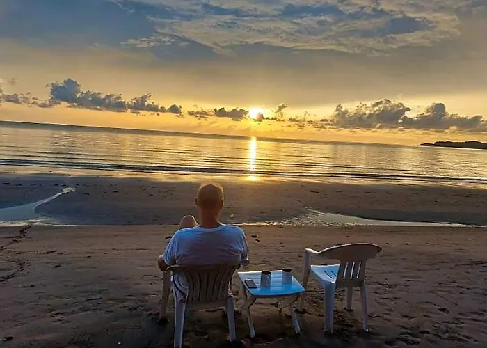 Bella'S Beach Resort Apartment 8 Bauang