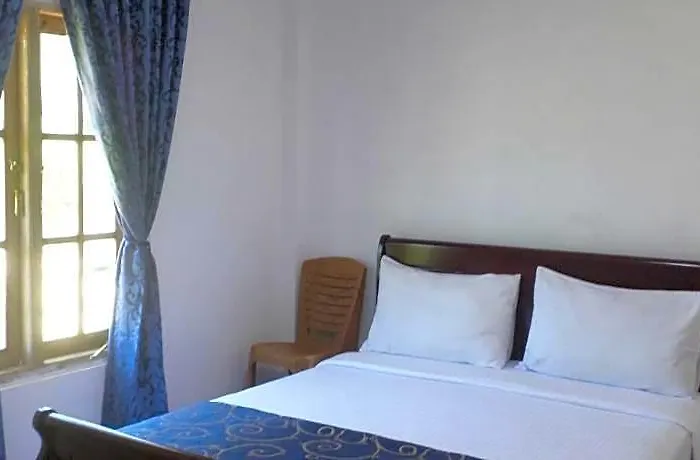 The Train View Bed & Breakfast Nuwara Eliya