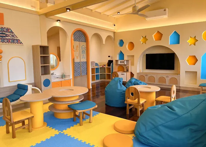 Outrigger Phi Phi Island Resort