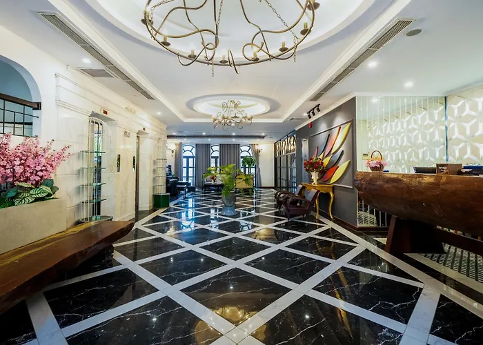 Le House Boutique Hotel - 100M To The Beach