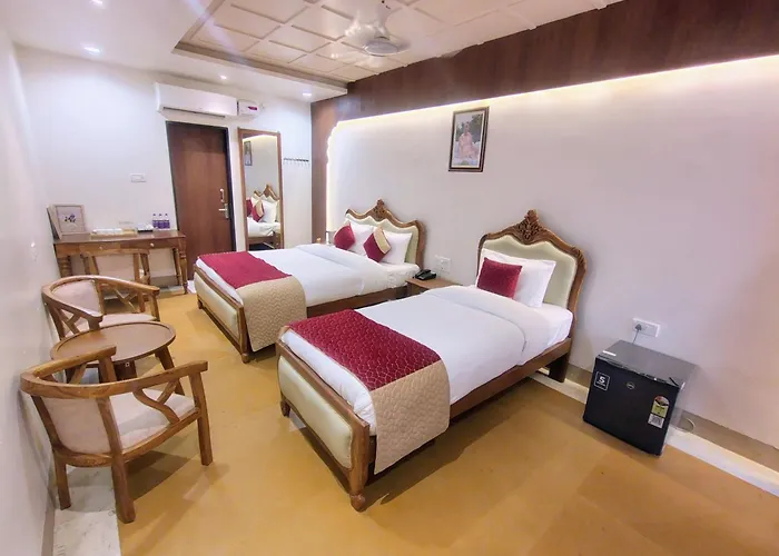 Mvt Guesthouse & Restaurant Vrindavan