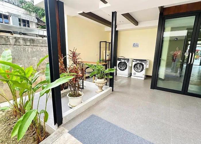 The Eight Ratvithi House Hotel Chiang Mai