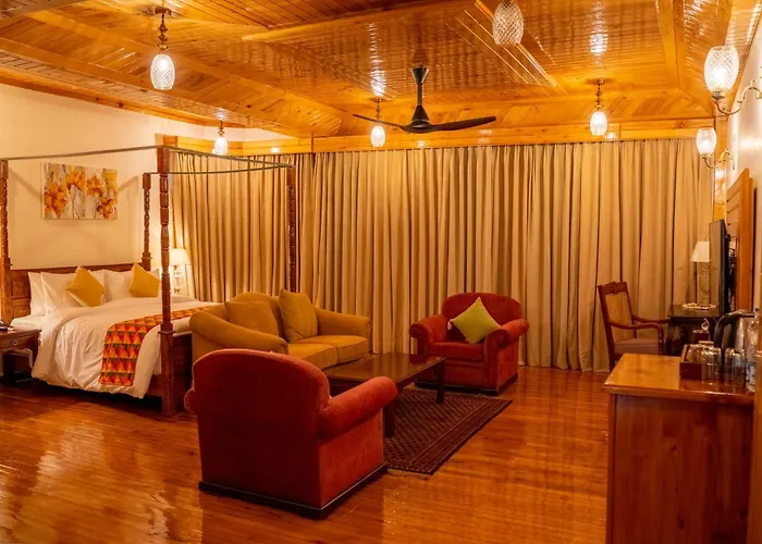 Chillaru Spa & Resort Kasauli