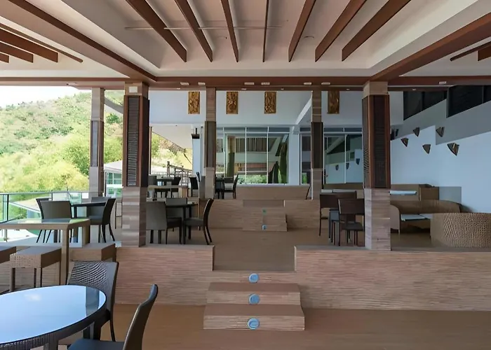 Anilao Awari Bay Resort Pulonganahao