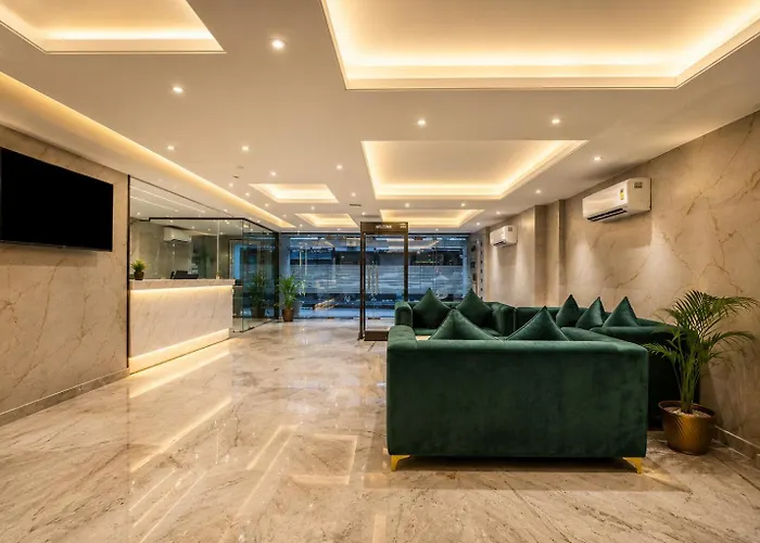 Hotel Grand Aavaas- Traveller'S Choice Award Winner 2025 Delhi 
