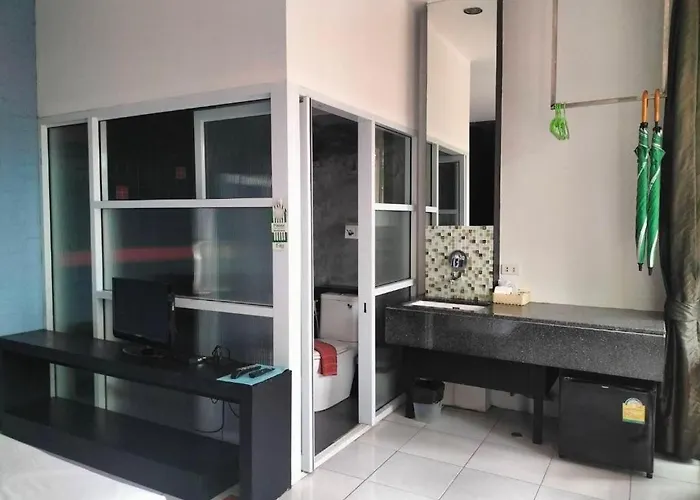 Khun Chaweng Resort
