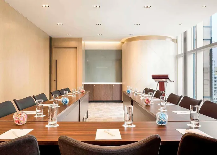 Ibis Hong Kong Central&Sheung Wan