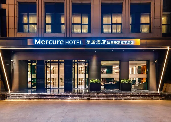 Mercure Shanghai Yu Garden On The Bund - 5 Mins Taxi To Nanjing Road And Bund
