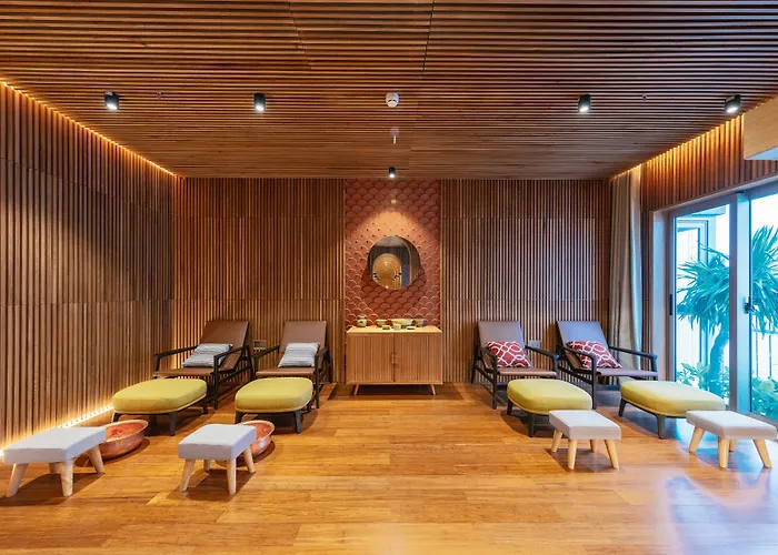 Chicland Boutique Danang Beach Hotel