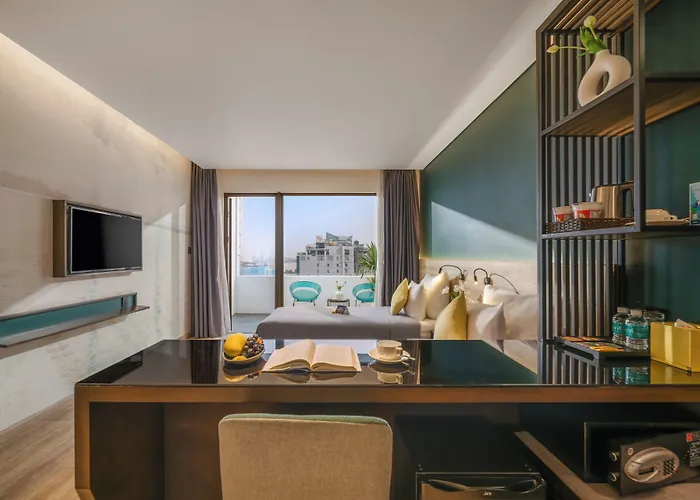 Satya Da Nang Hotel Han Market