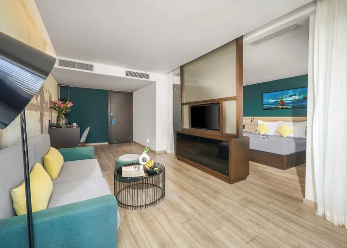 Satya Da Nang Hotel Han Market
